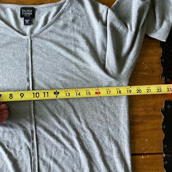 Eileen Fisher Tunic Shirt Top Petite Small SP Gray V-neck Front Seam - Picture 6 of 8